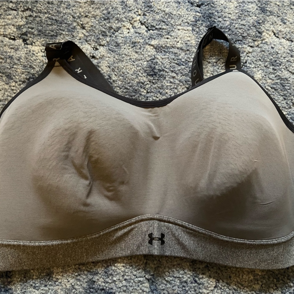 UA sports bra